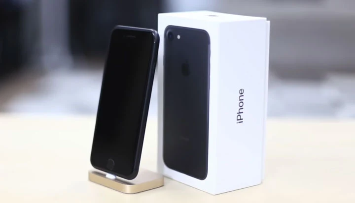 سعر ومواصفات Apple iPhone 7